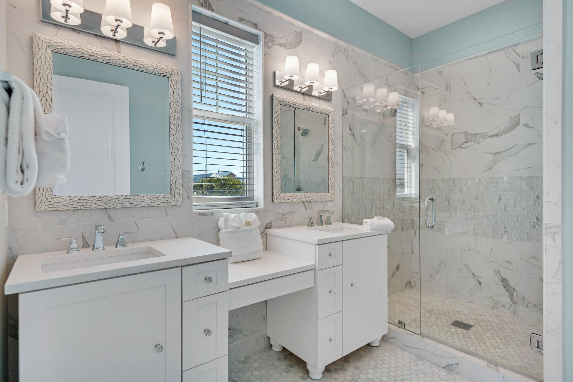 FRANGISTA BEACH 1ST ADDN - Residential