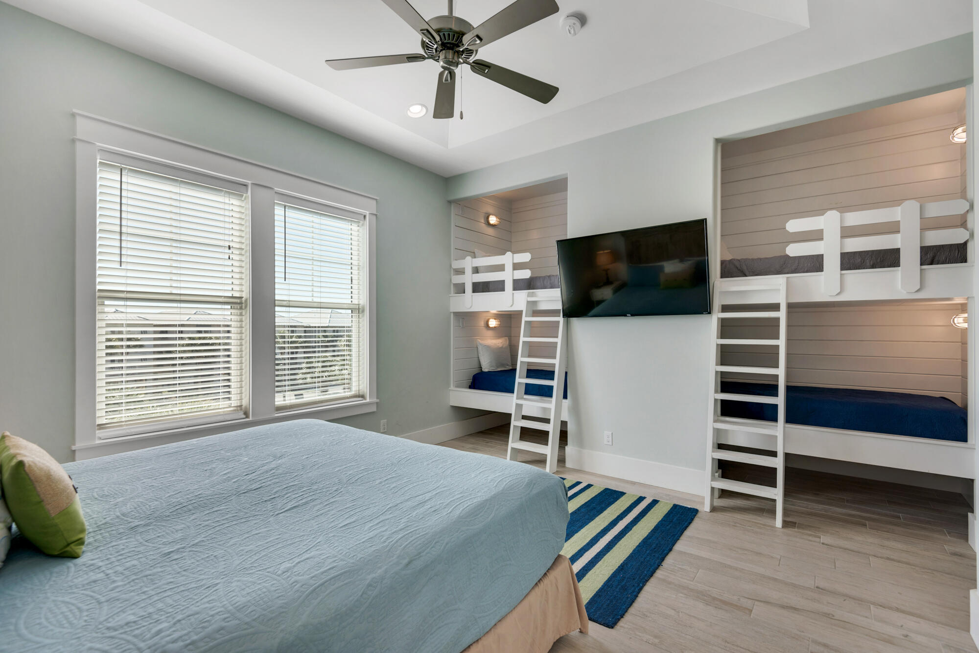 FRANGISTA BEACH 1ST ADDN - Residential