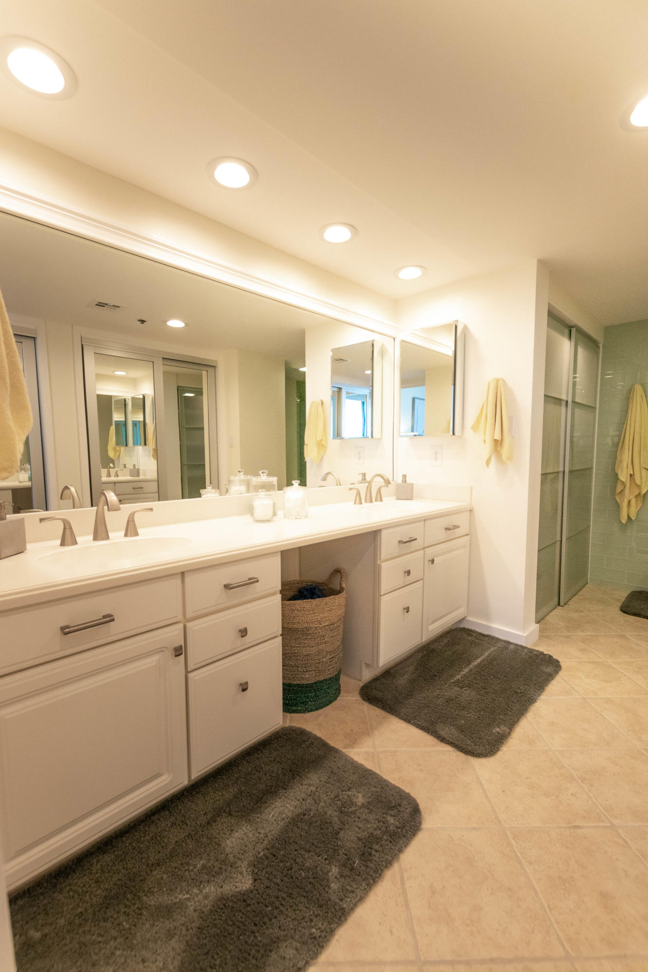 EAST PASS TOWERS CONDO - Residential