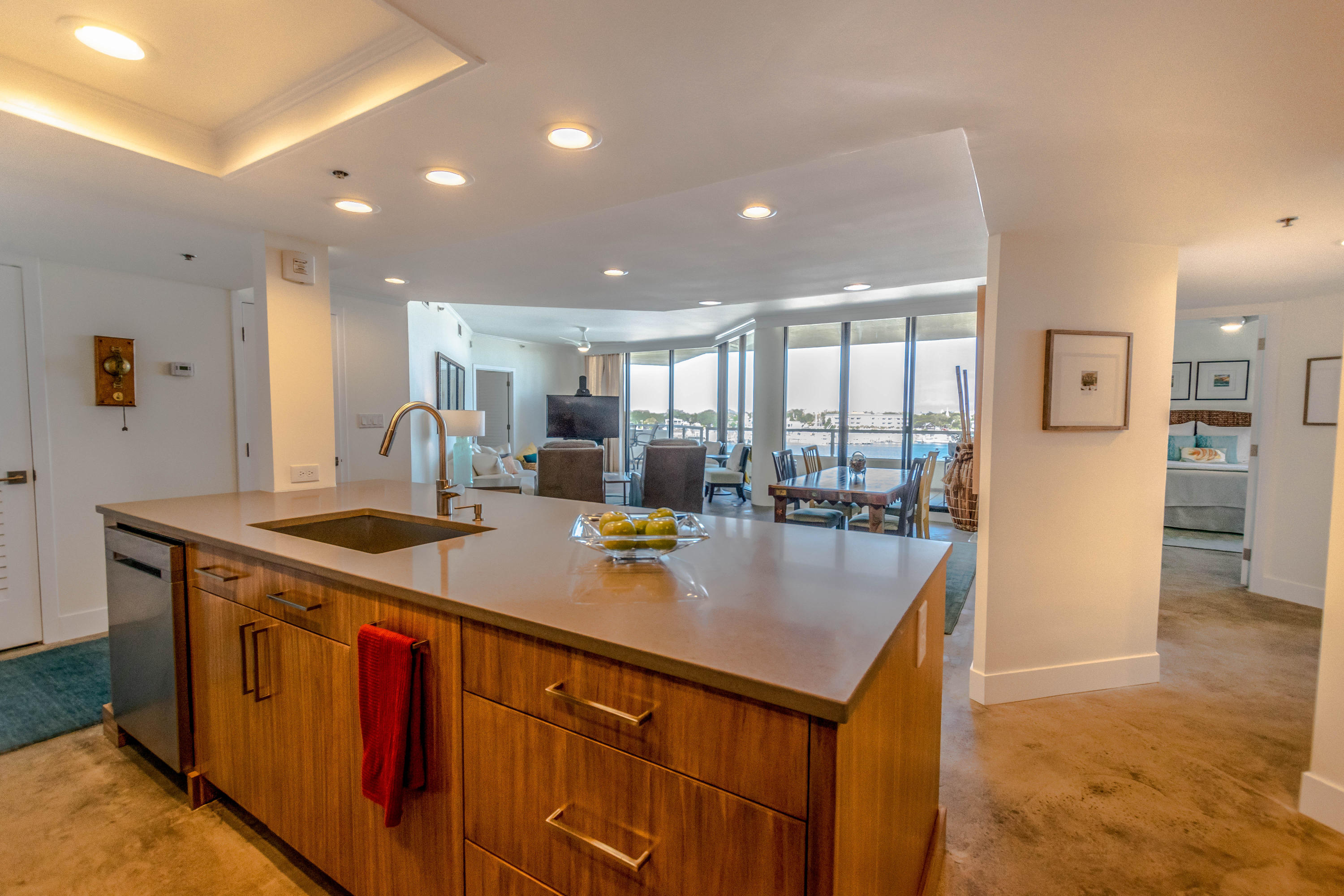 EAST PASS TOWERS CONDO - Residential