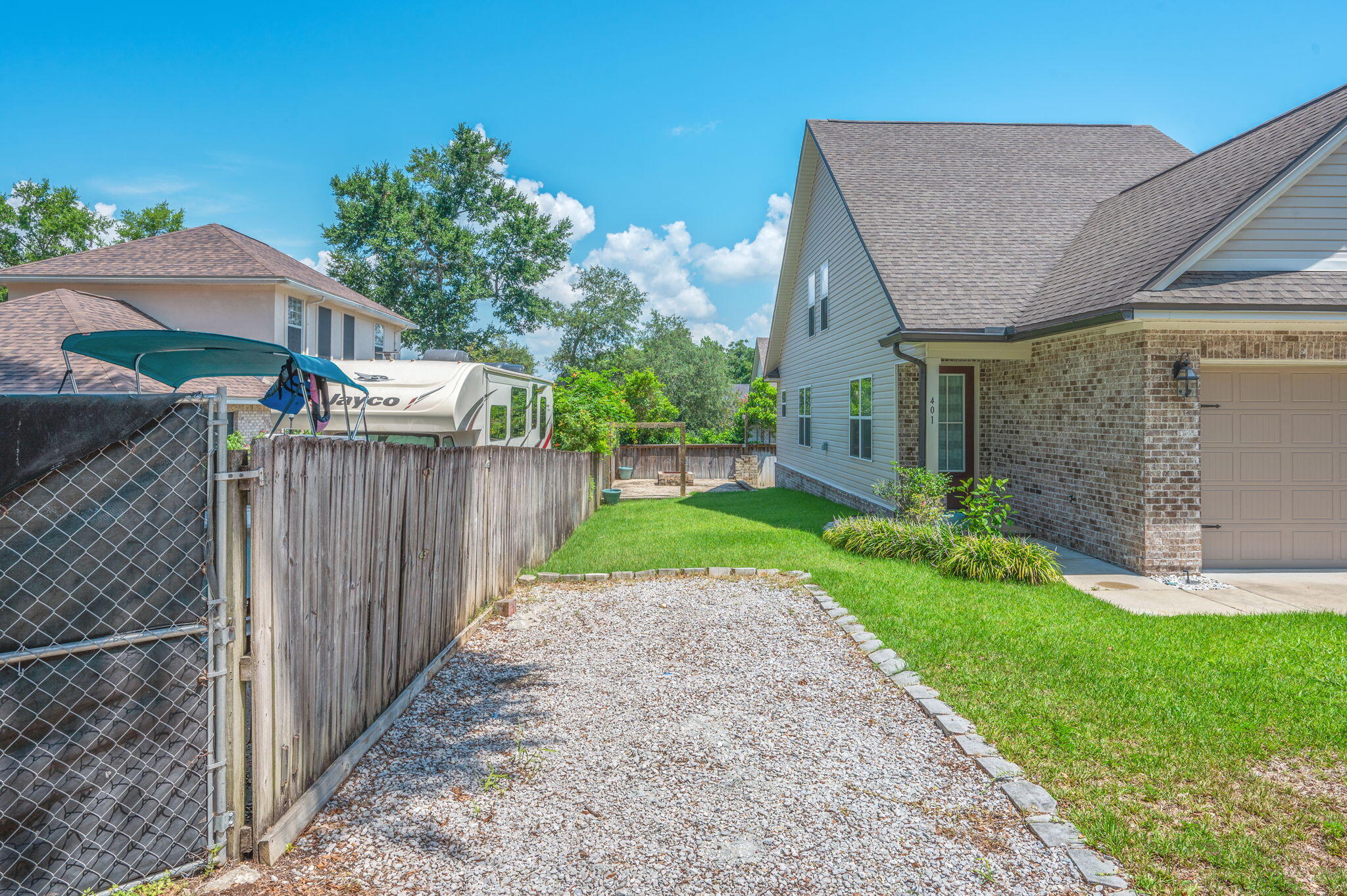 CAROL ANNE MANOR - Residential Lease