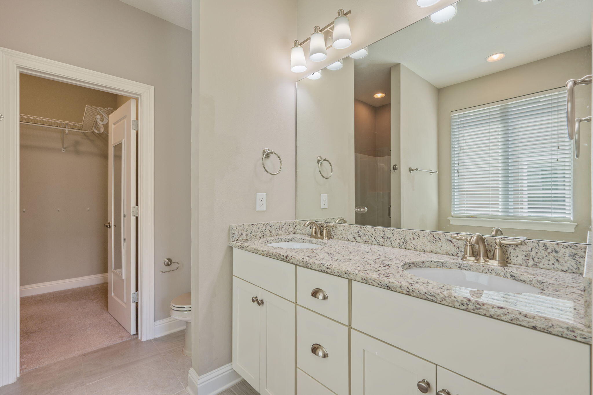 CAROL ANNE MANOR - Residential Lease