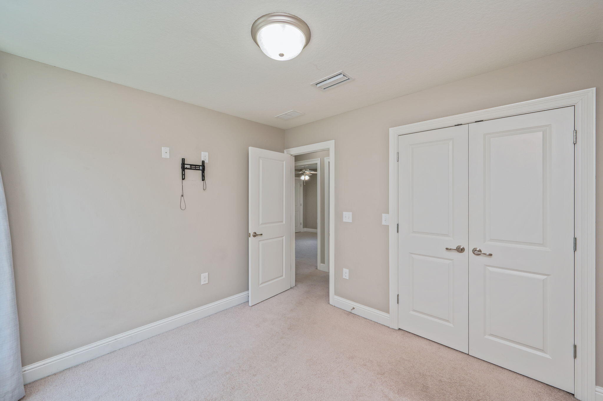 CAROL ANNE MANOR - Residential Lease