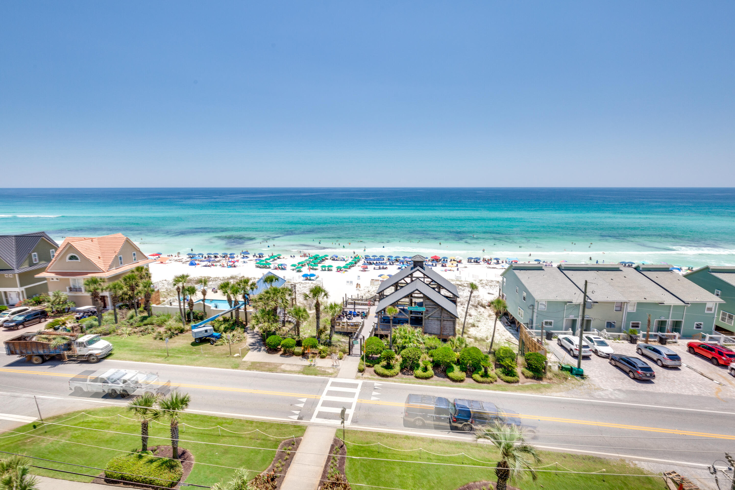 LEEWARD KEY - Residential