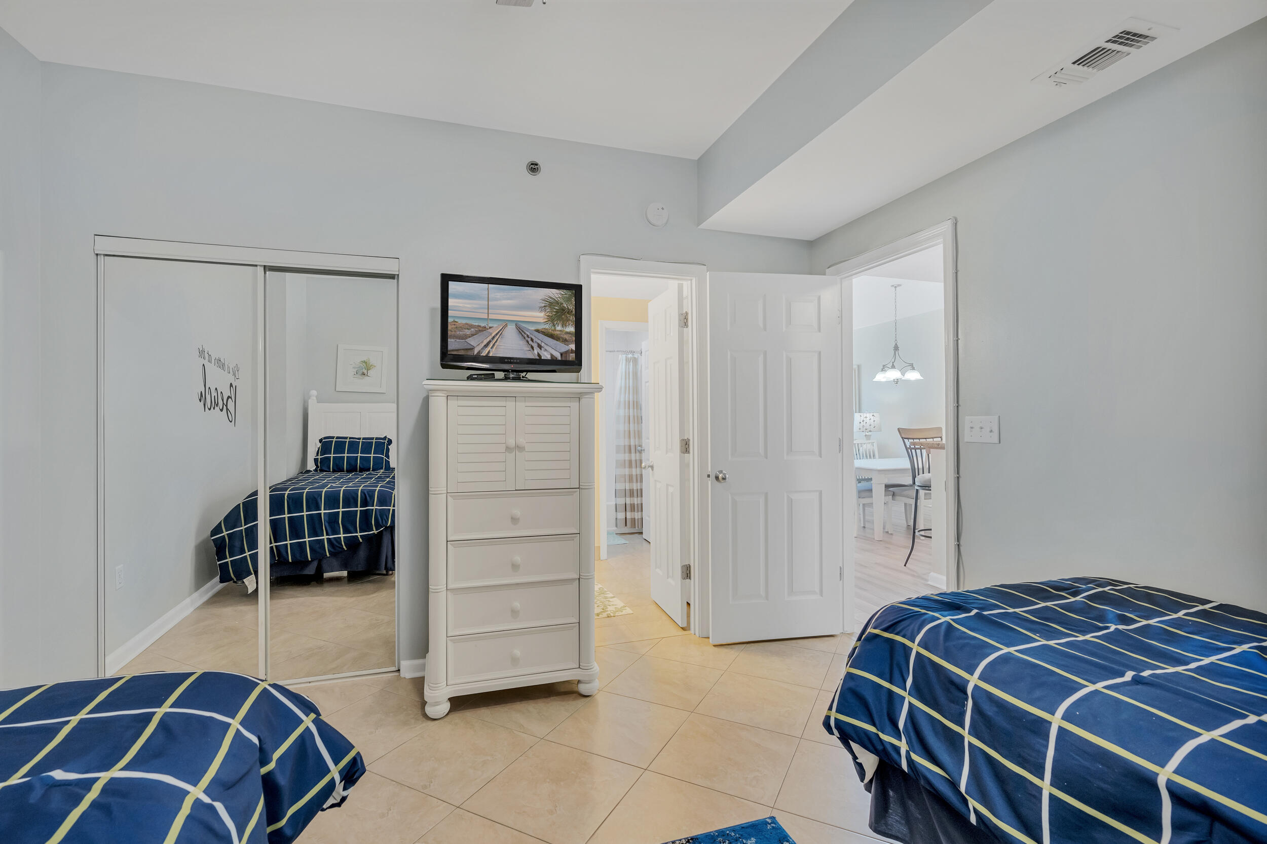 LEEWARD KEY - Residential