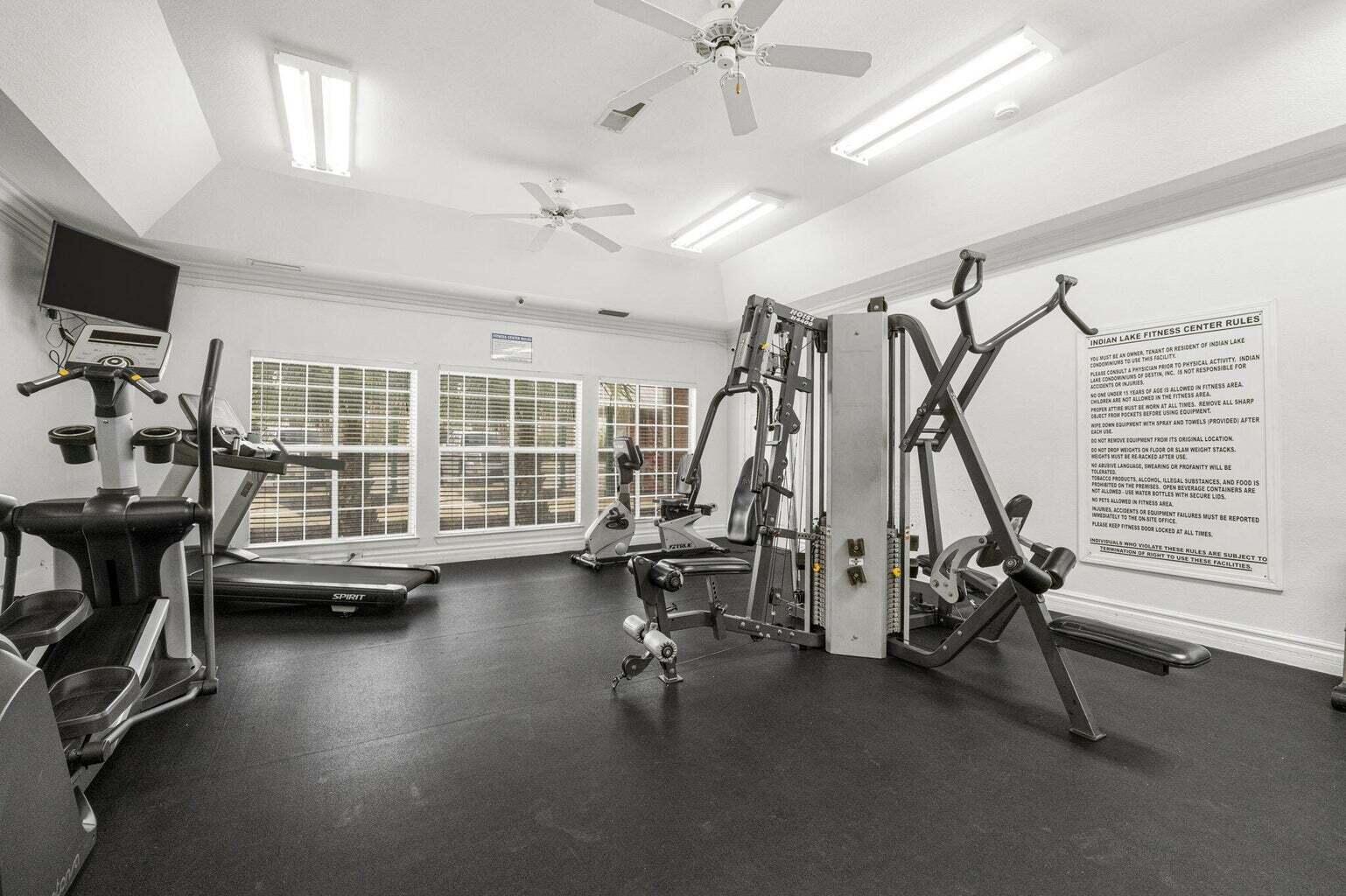 INDIAN LAKE - Residential