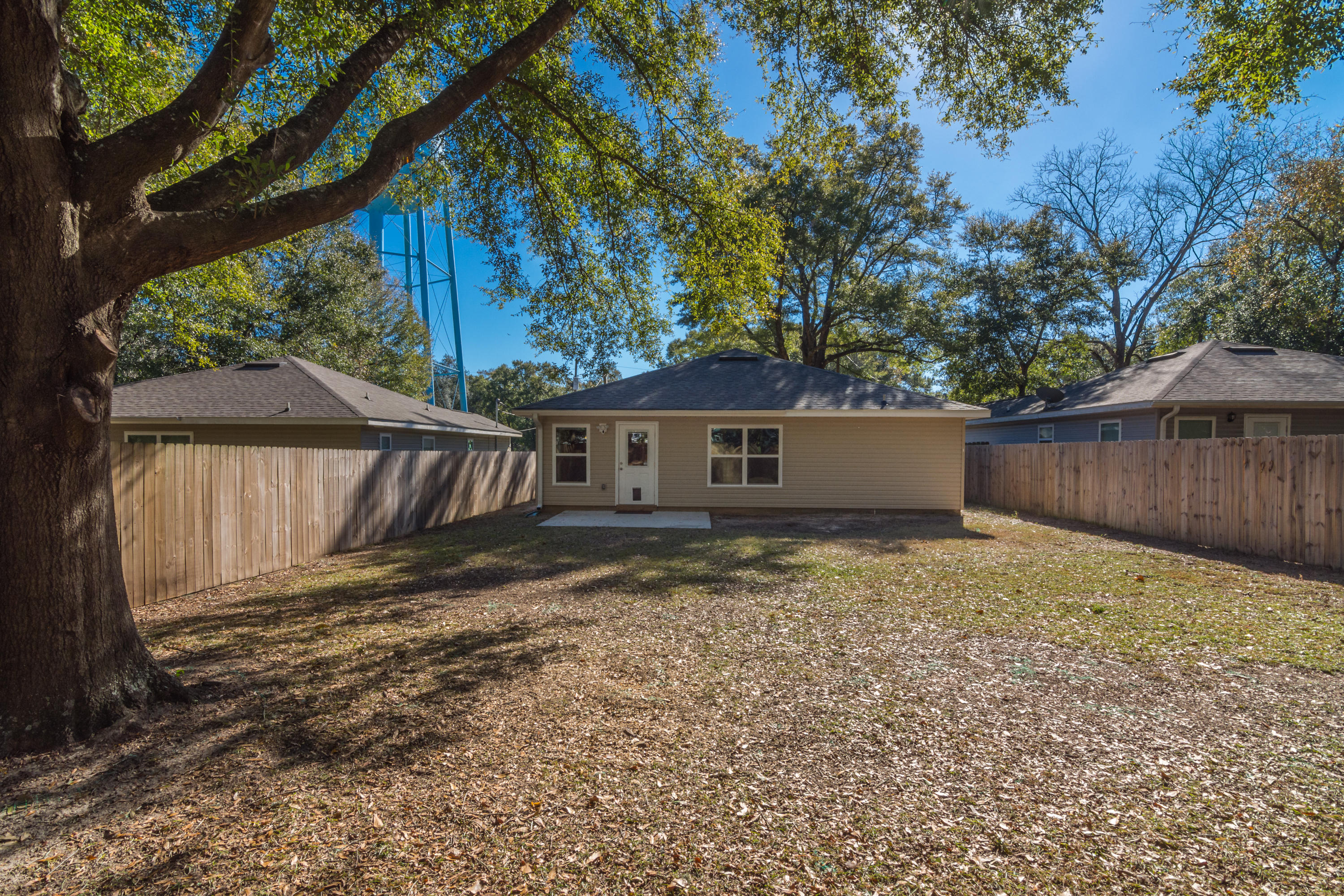 CRESTVIEW - Residential