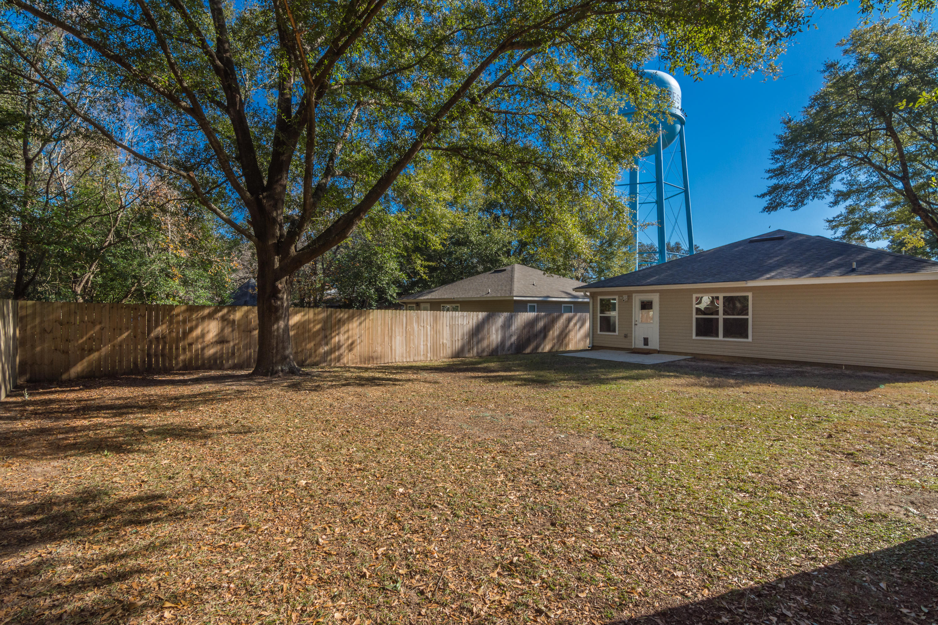 CRESTVIEW - Residential