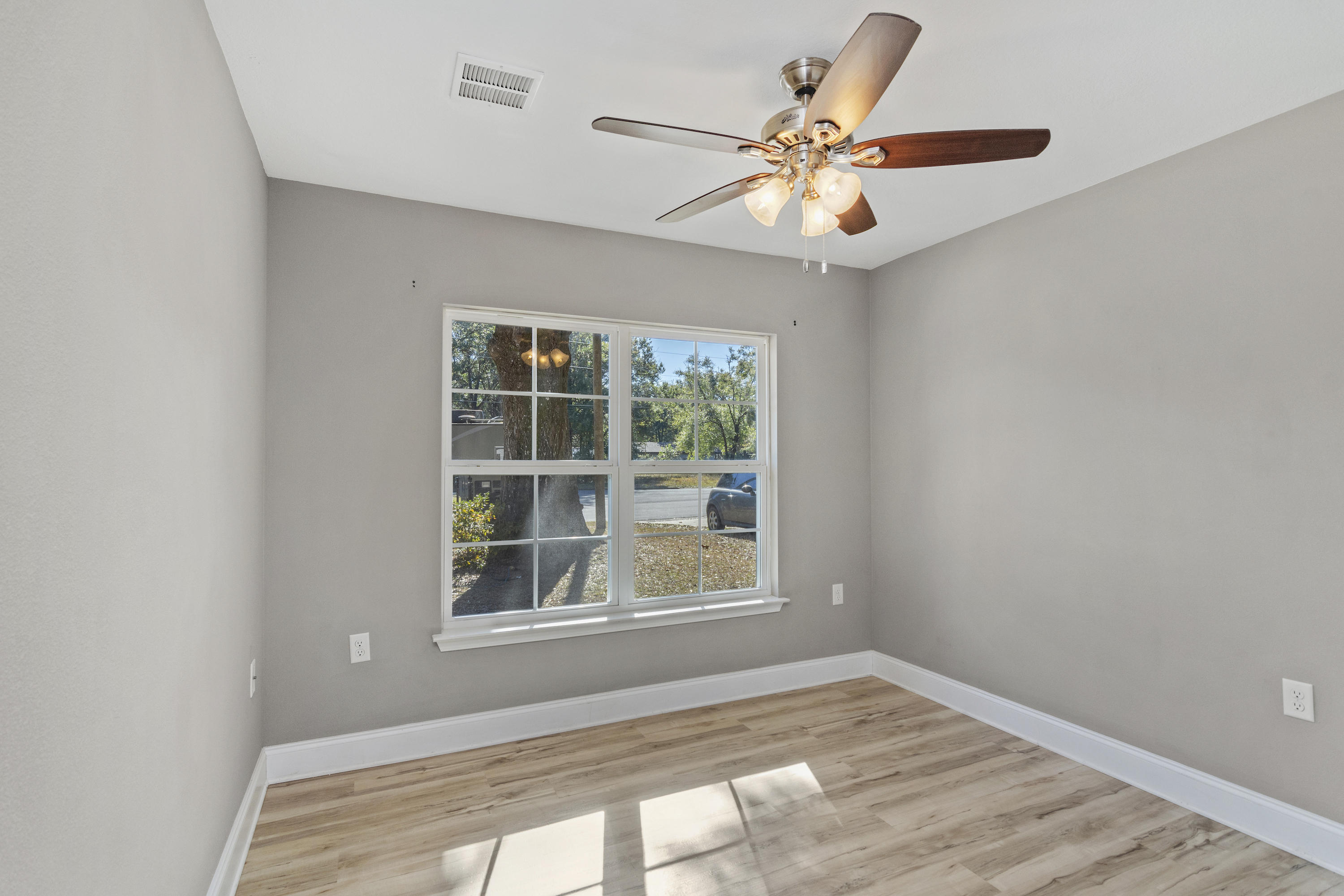 CRESTVIEW - Residential