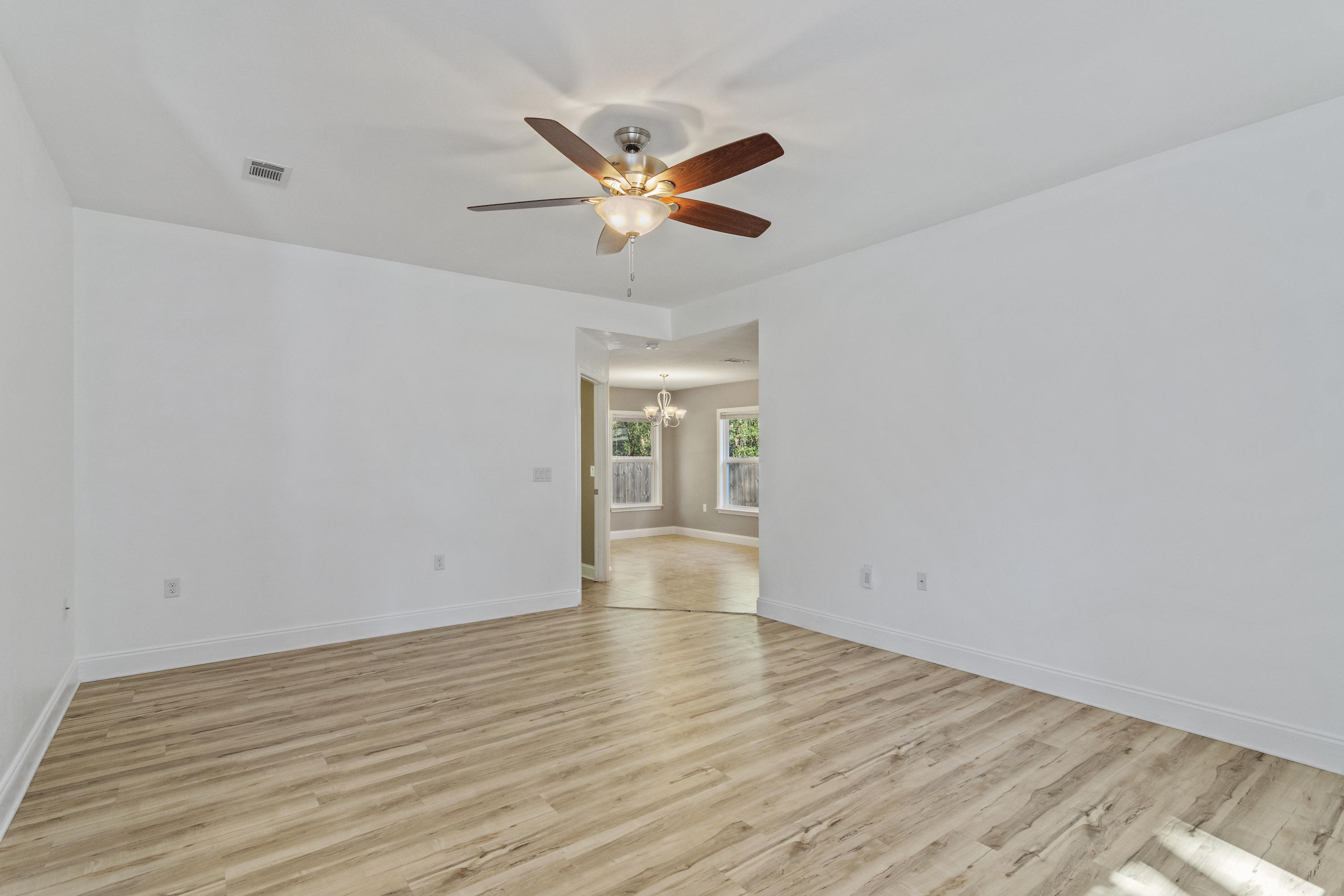 CRESTVIEW - Residential