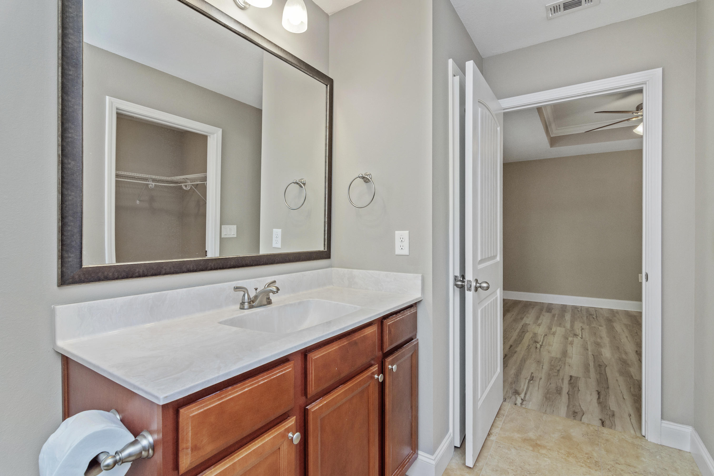 CRESTVIEW - Residential