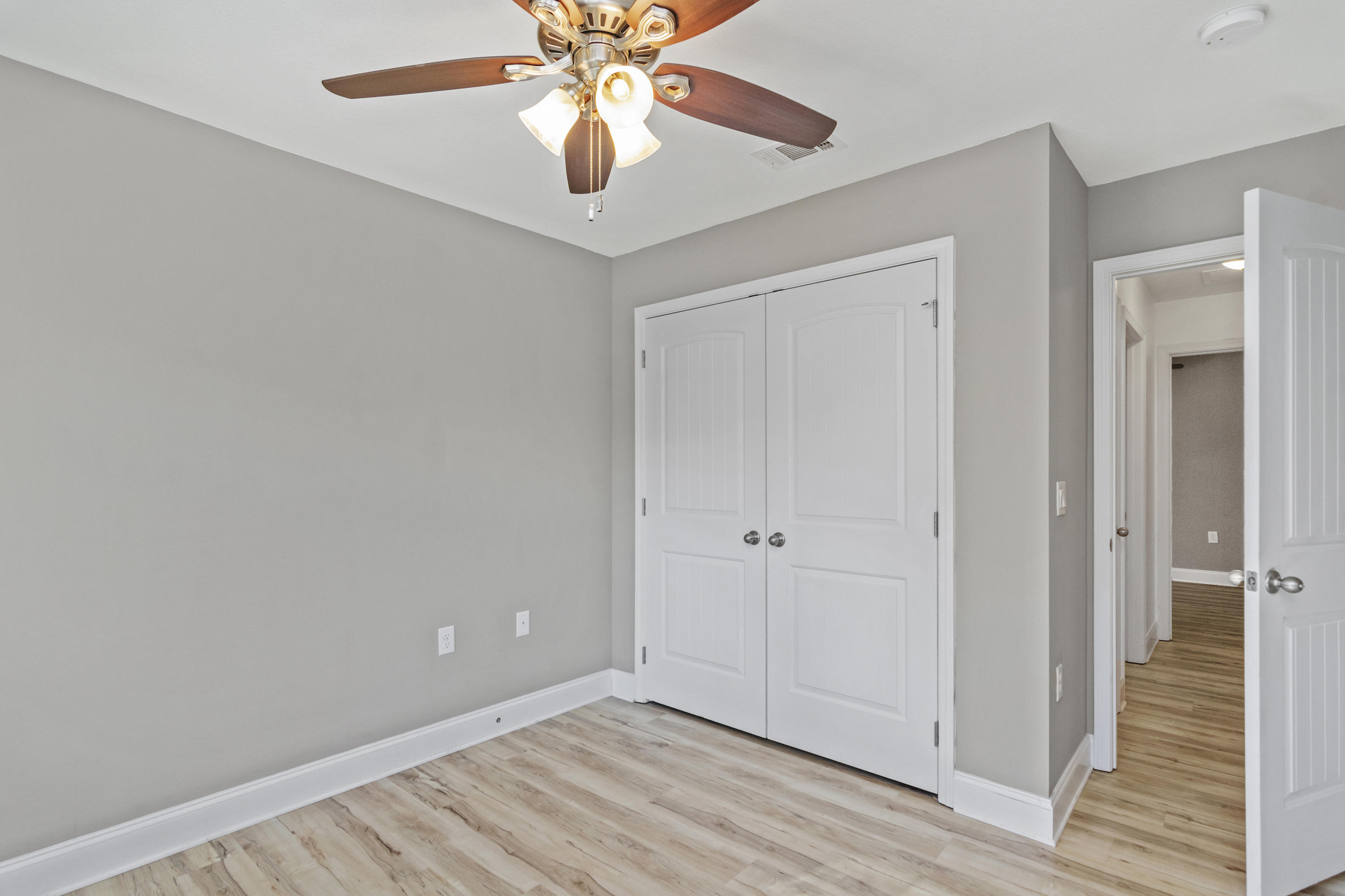 CRESTVIEW - Residential