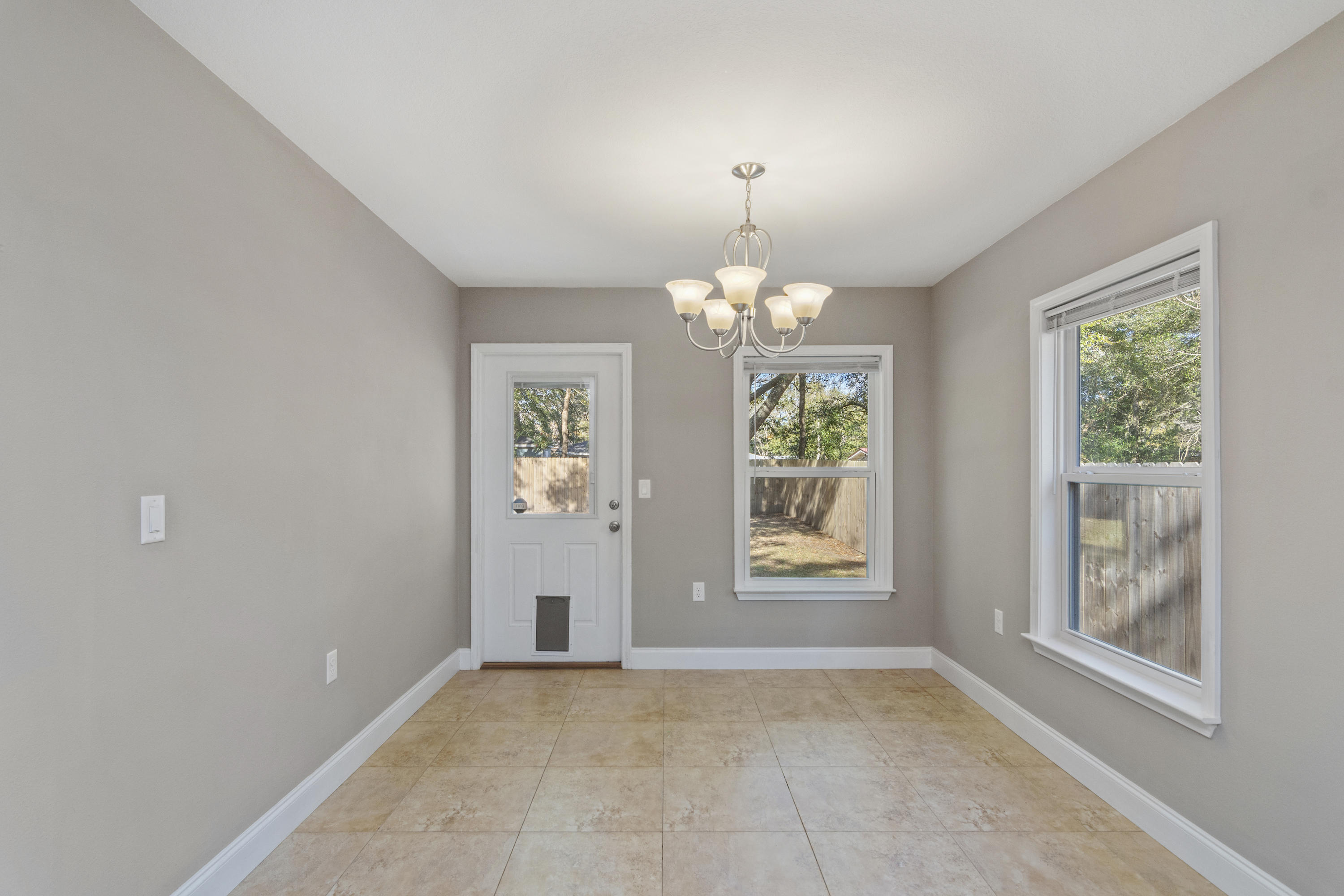 CRESTVIEW - Residential