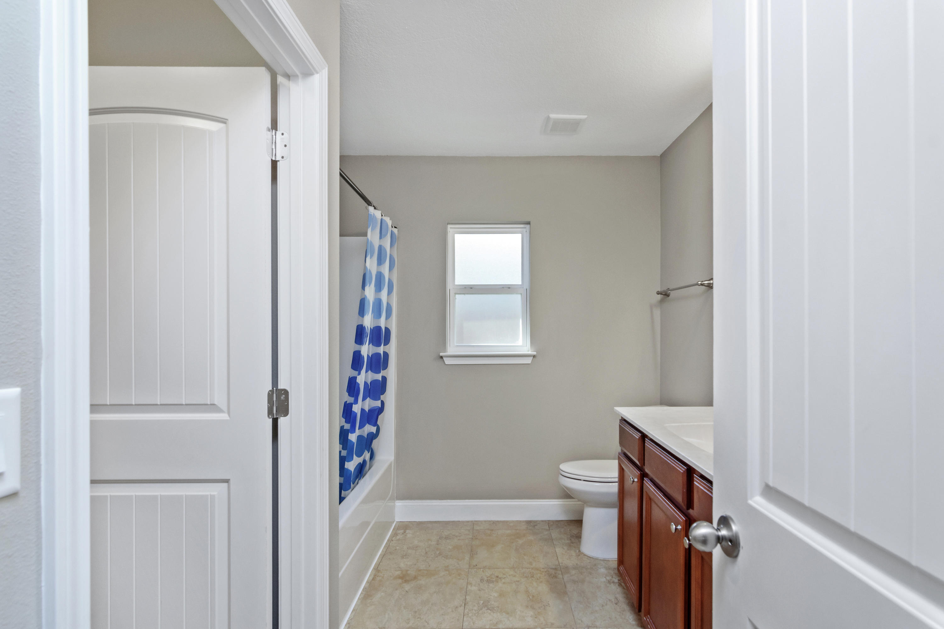 CRESTVIEW - Residential