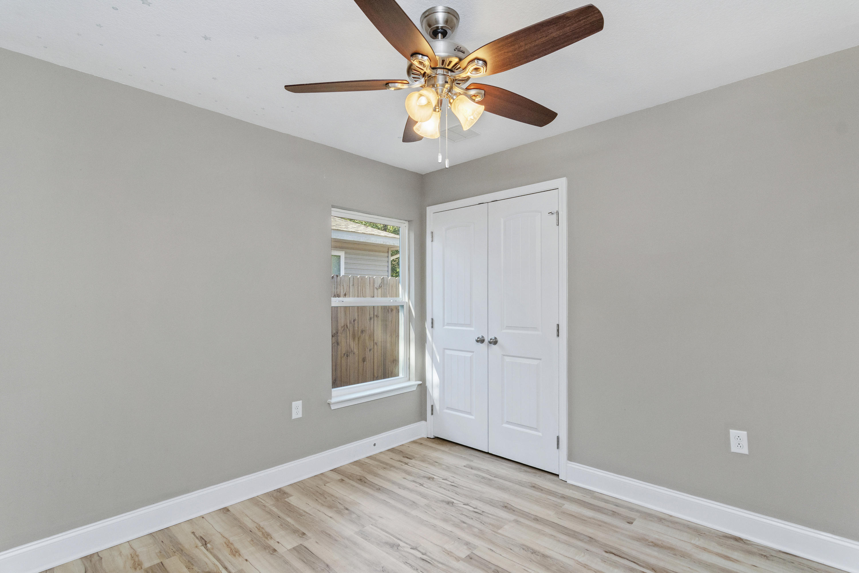 CRESTVIEW - Residential