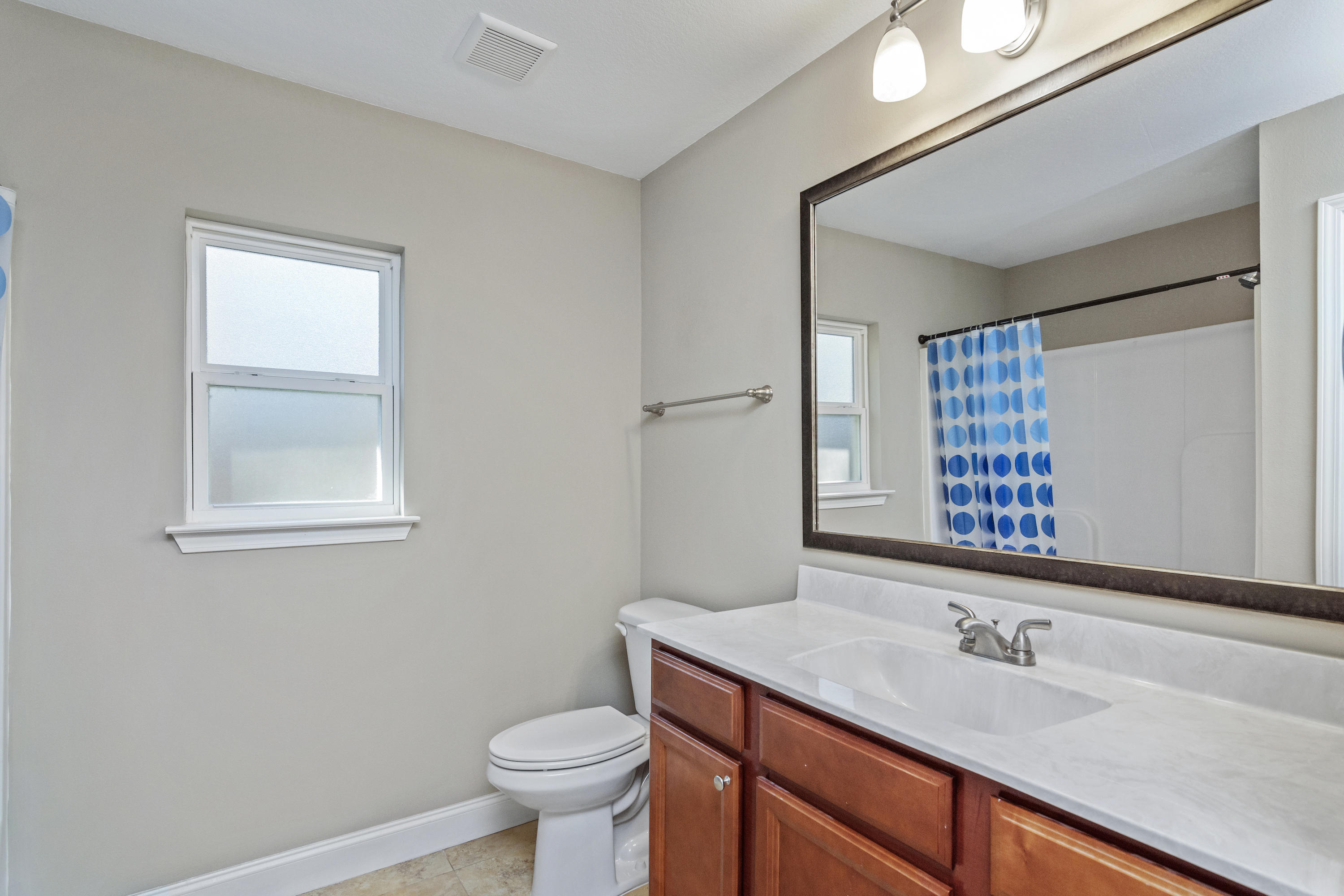 CRESTVIEW - Residential