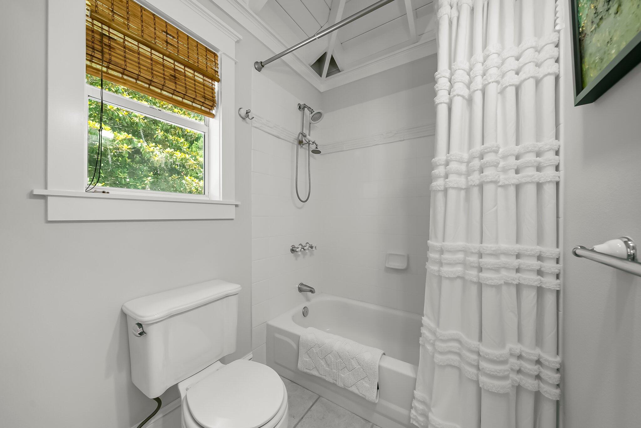 MOORES LANDING - Residential