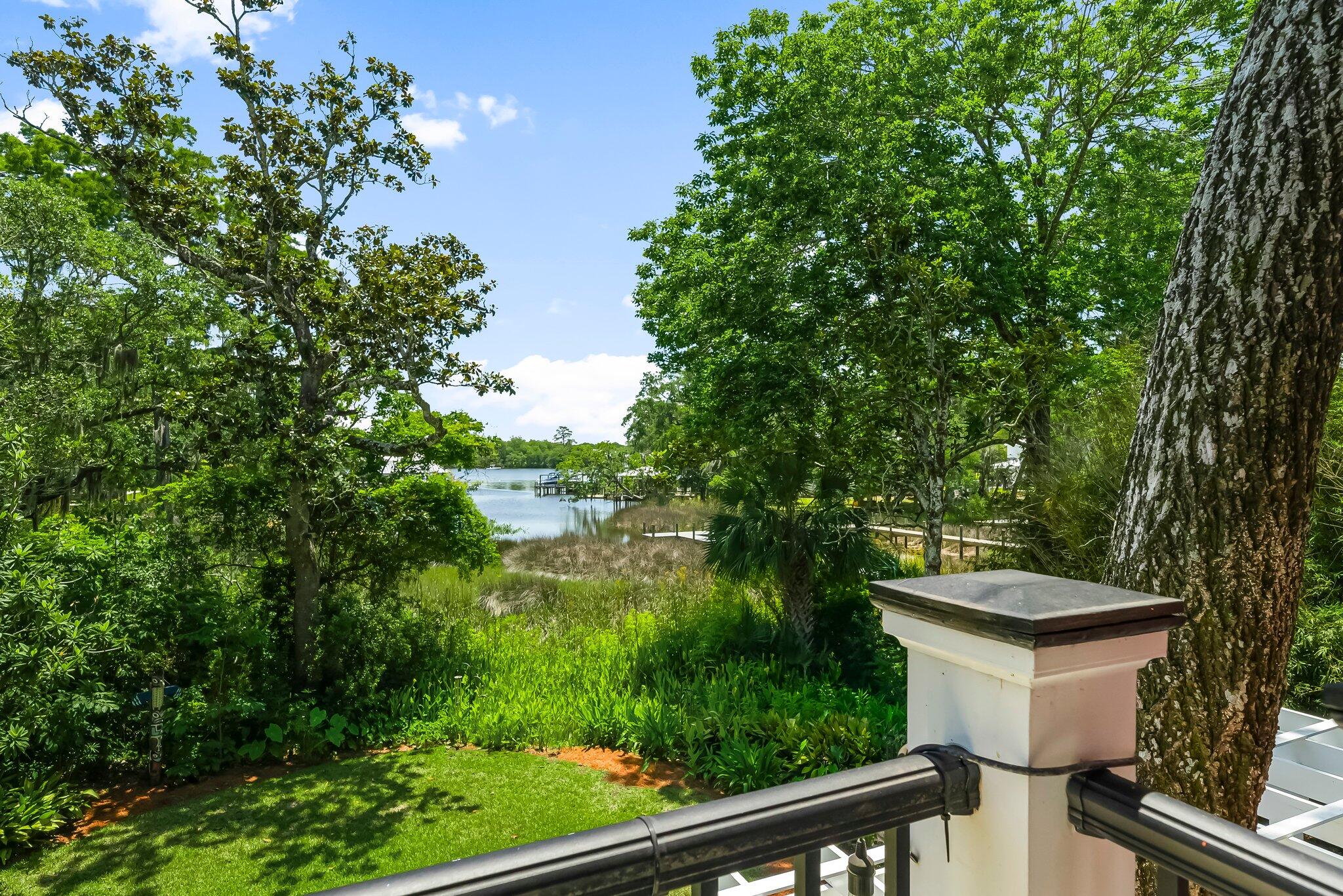 MOORES LANDING - Residential