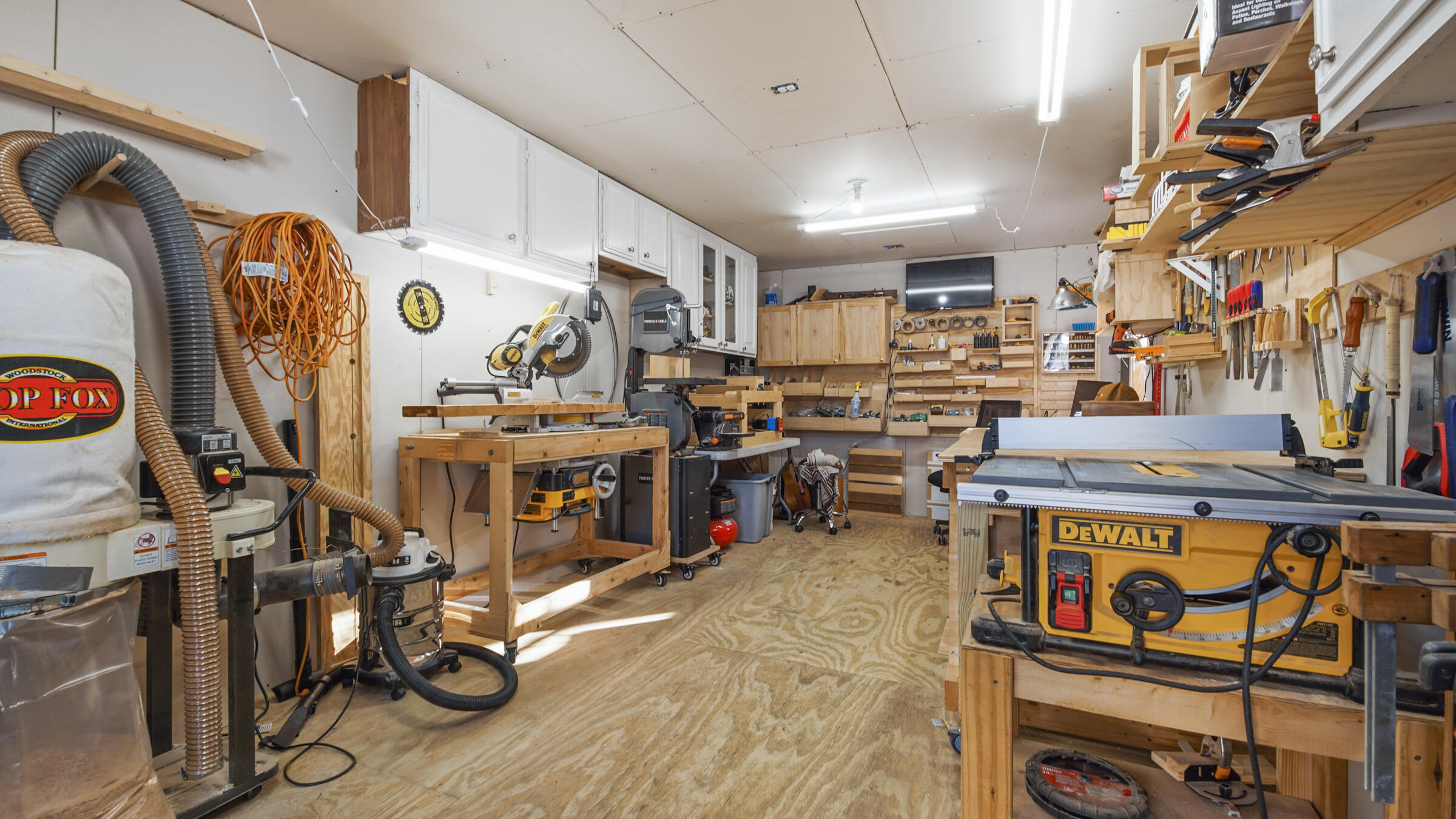 HEWETT POINT UNREC - Residential