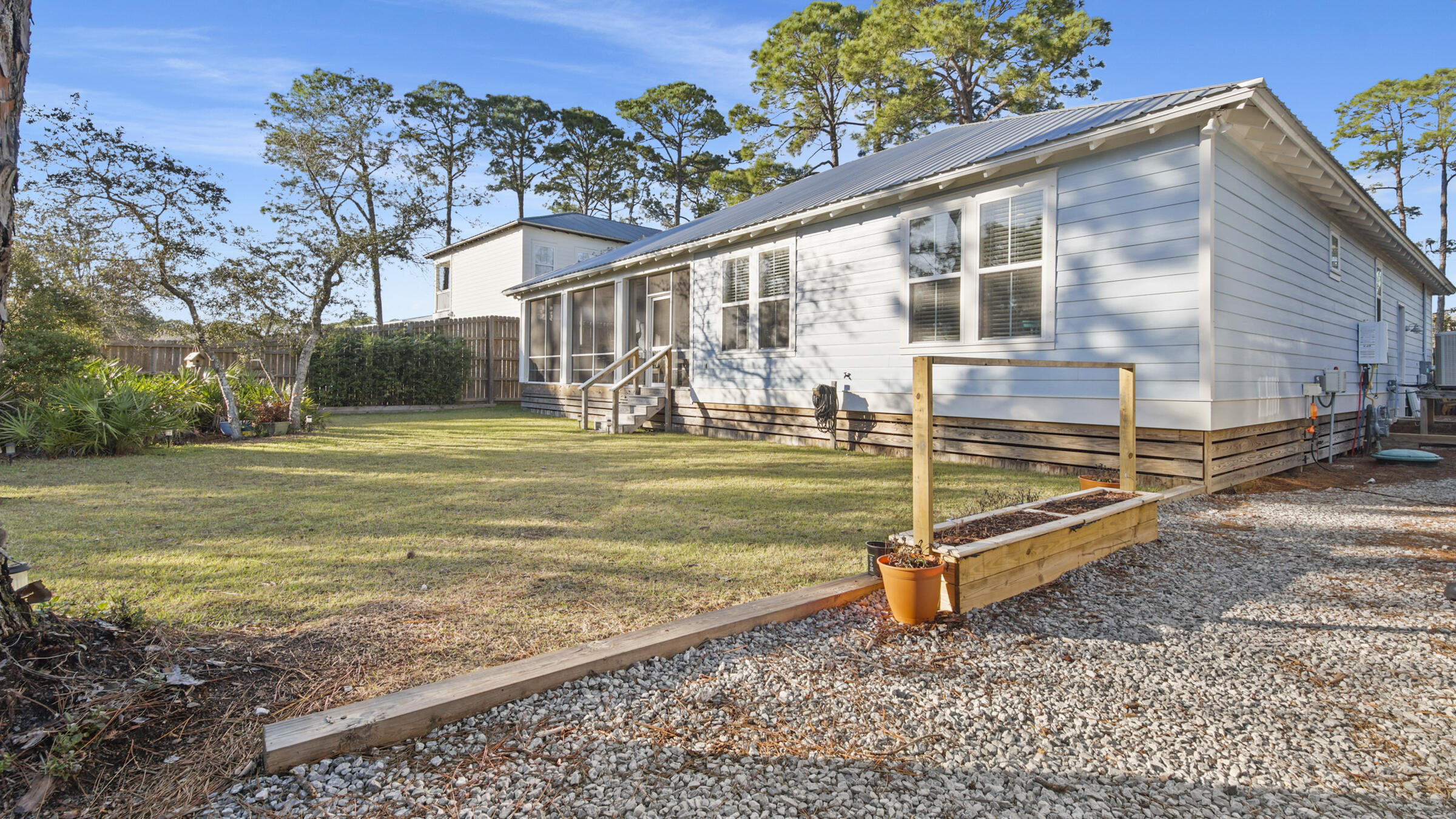 HEWETT POINT UNREC - Residential