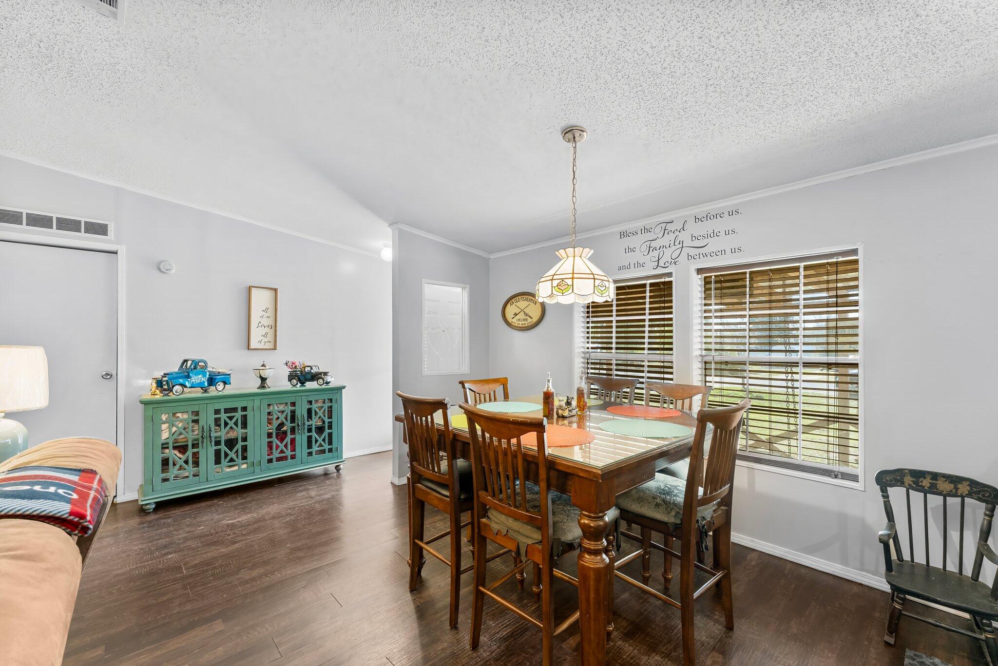 CEDAR RIDGE - Residential