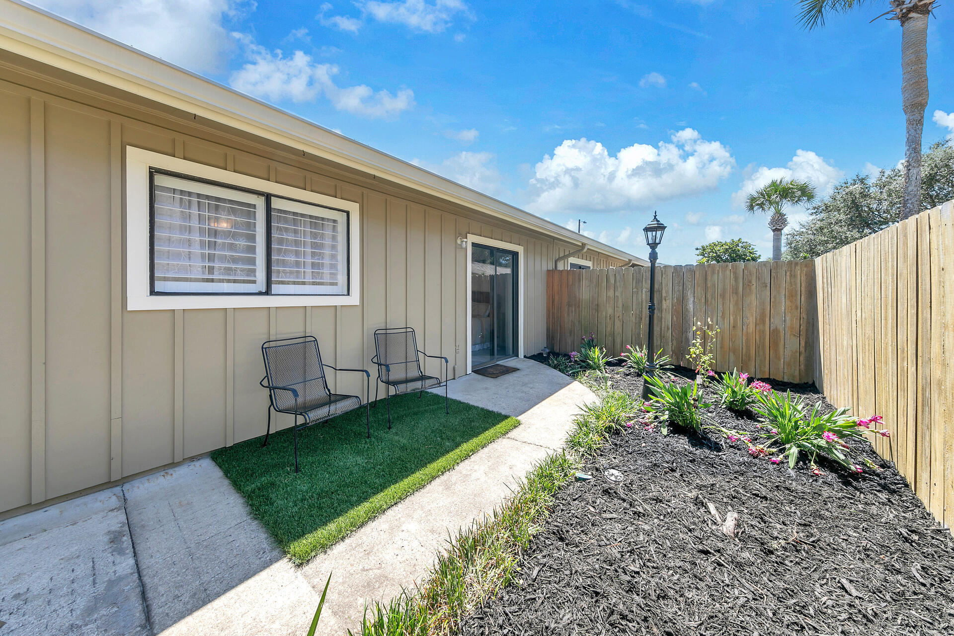 SEASCAPE CONDO TENNIS VILLAGE - Residential