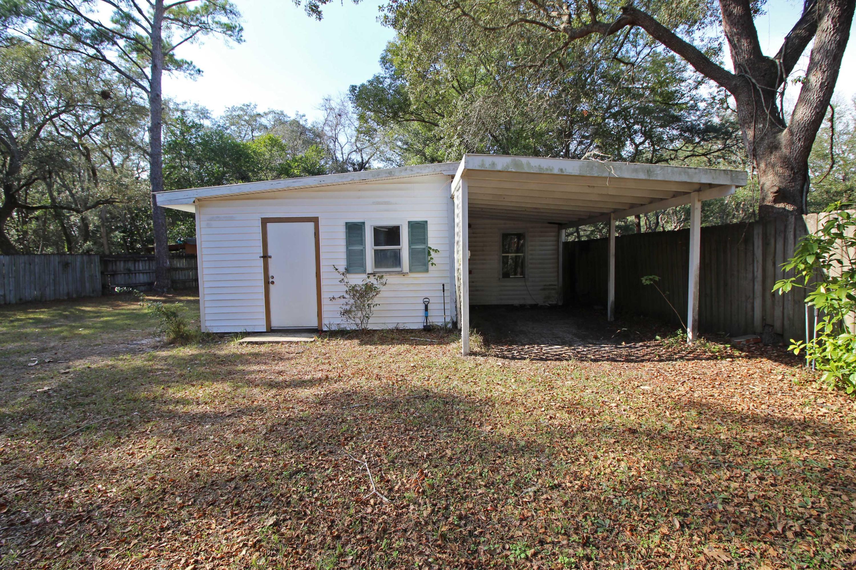 ELLIOTTS POINT 4TH ADDN - Residential