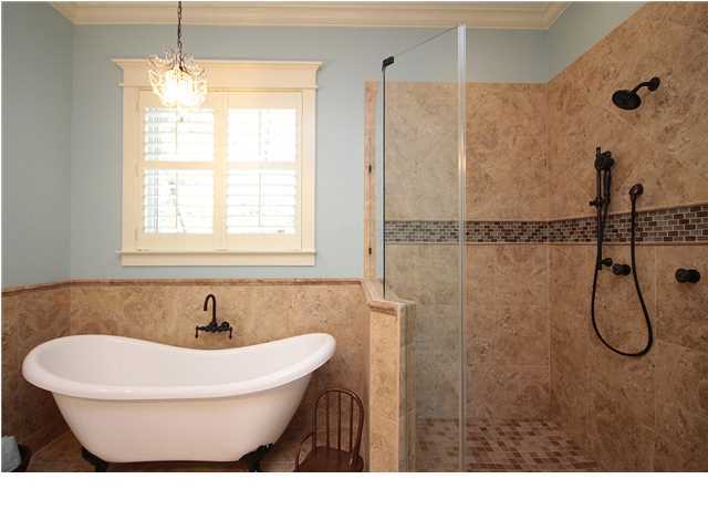 RAINTREE ESTATES - Residential