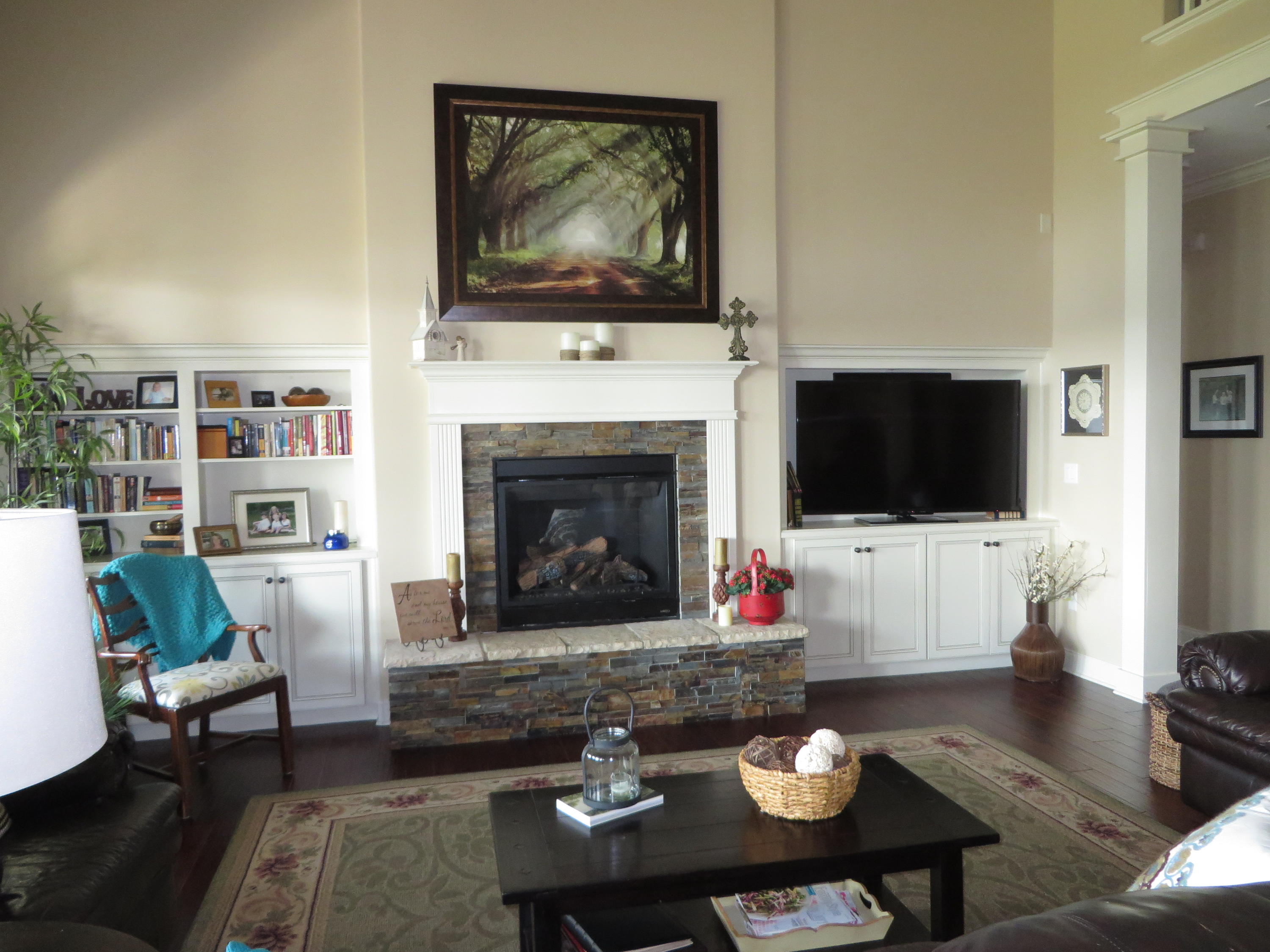 RAINTREE ESTATES - Residential