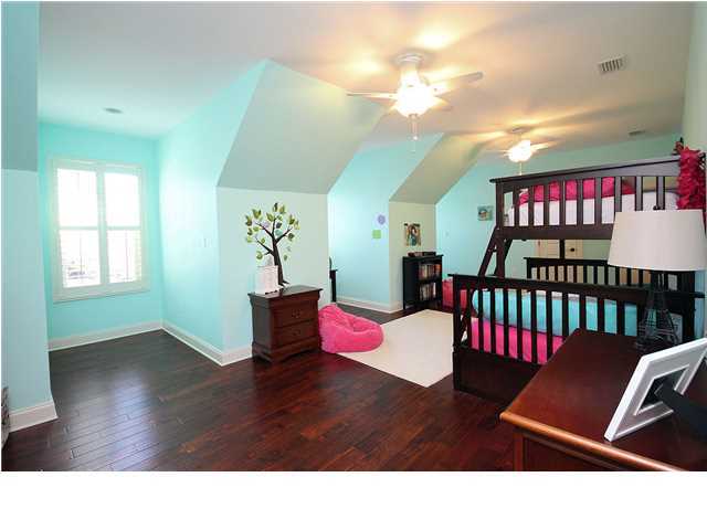 RAINTREE ESTATES - Residential