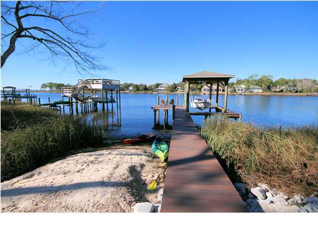 RAINTREE ESTATES - Residential