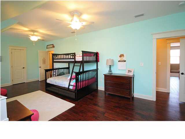 RAINTREE ESTATES - Residential