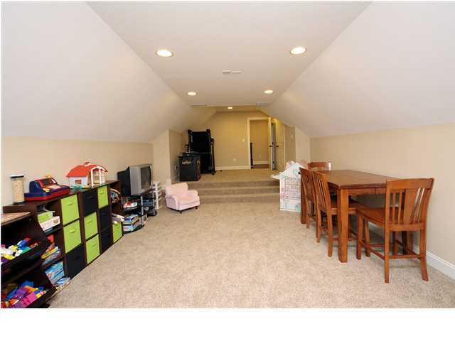 RAINTREE ESTATES - Residential