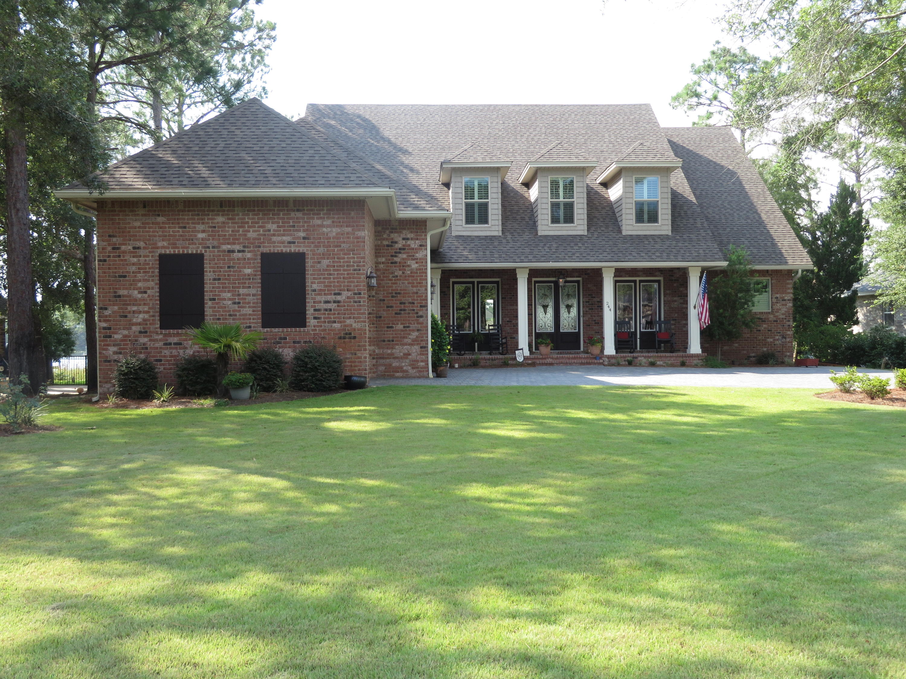 RAINTREE ESTATES - Residential