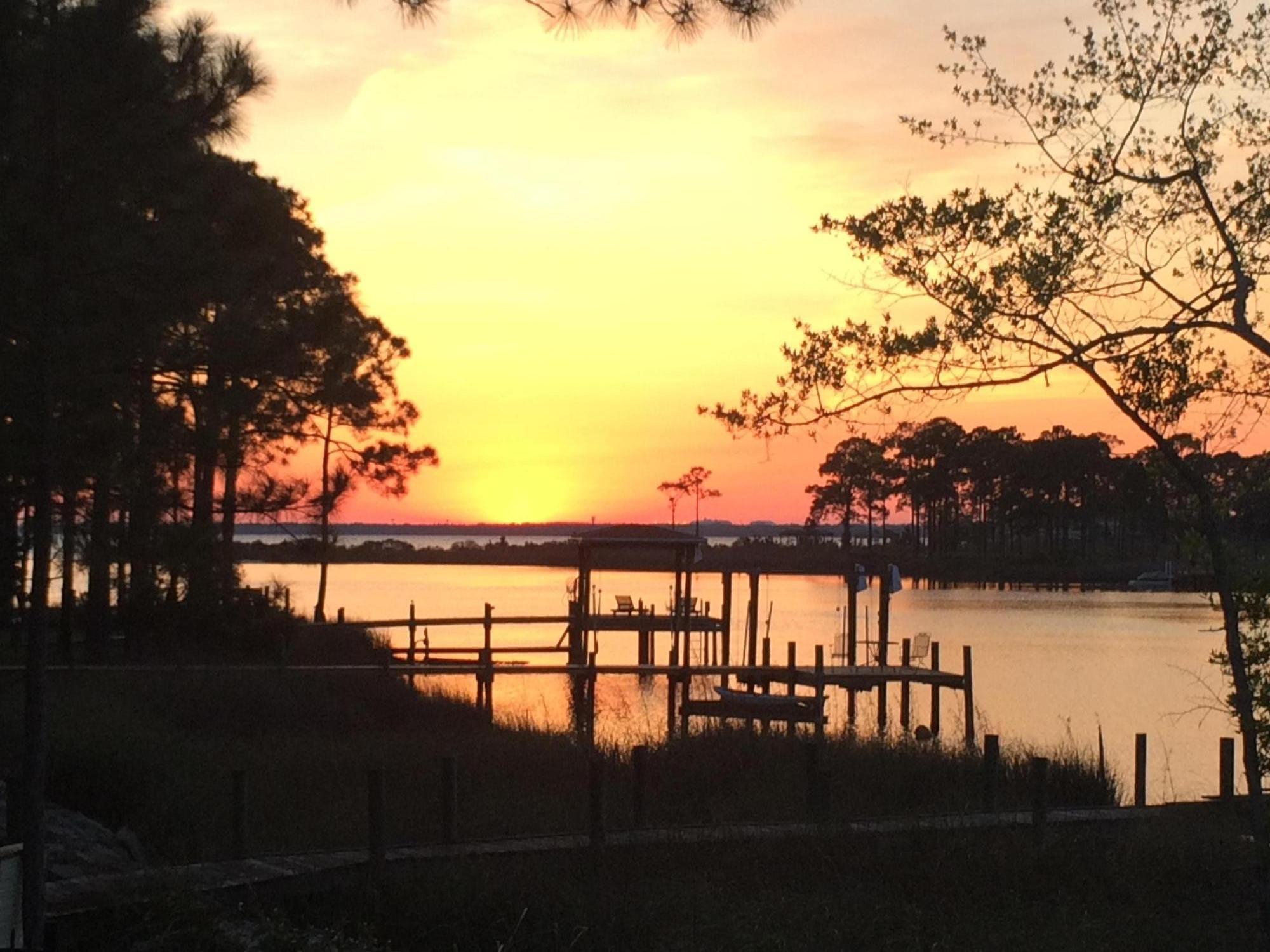 RAINTREE ESTATES - Residential