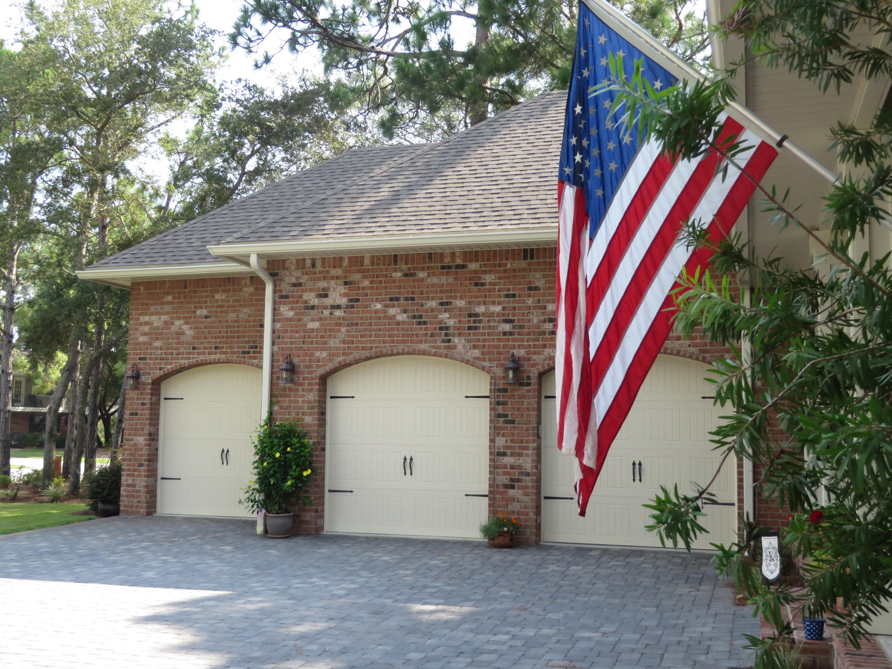 RAINTREE ESTATES - Residential