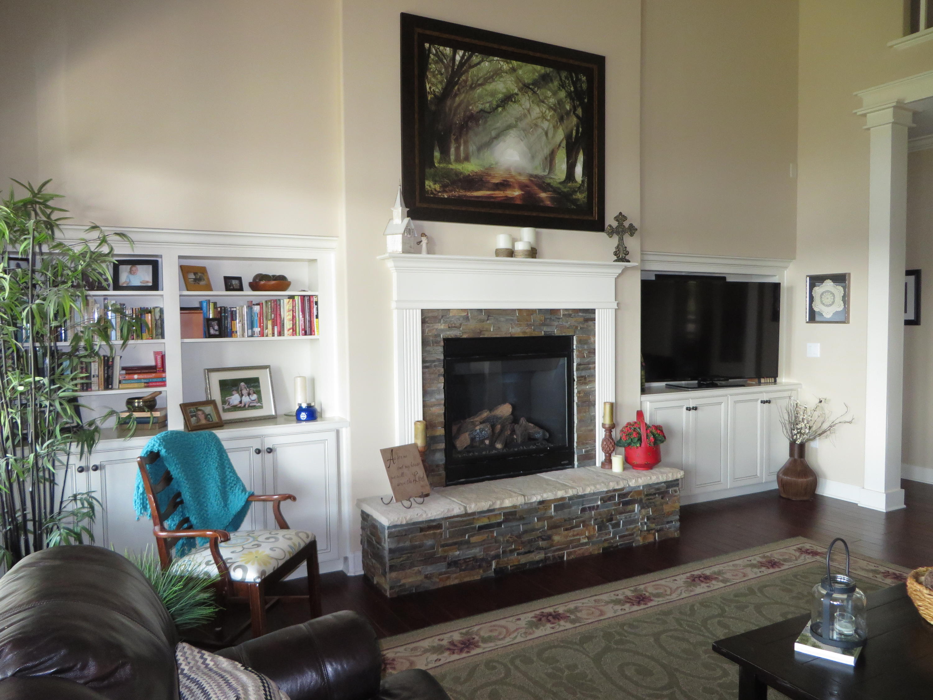 RAINTREE ESTATES - Residential