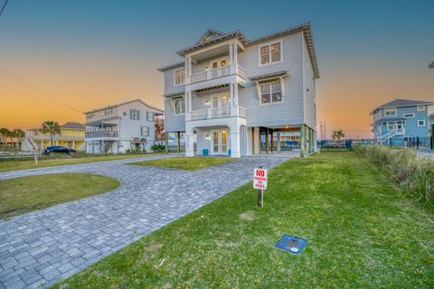 A home in Pensacola Beach