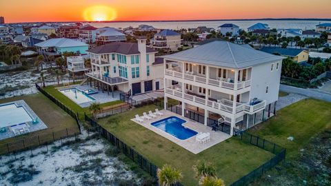 A home in Pensacola Beach