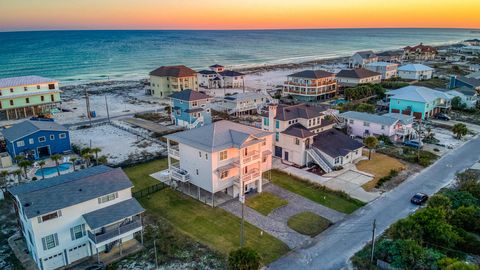 A home in Pensacola Beach