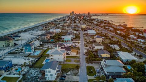 A home in Pensacola Beach