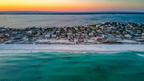 A home in Pensacola Beach