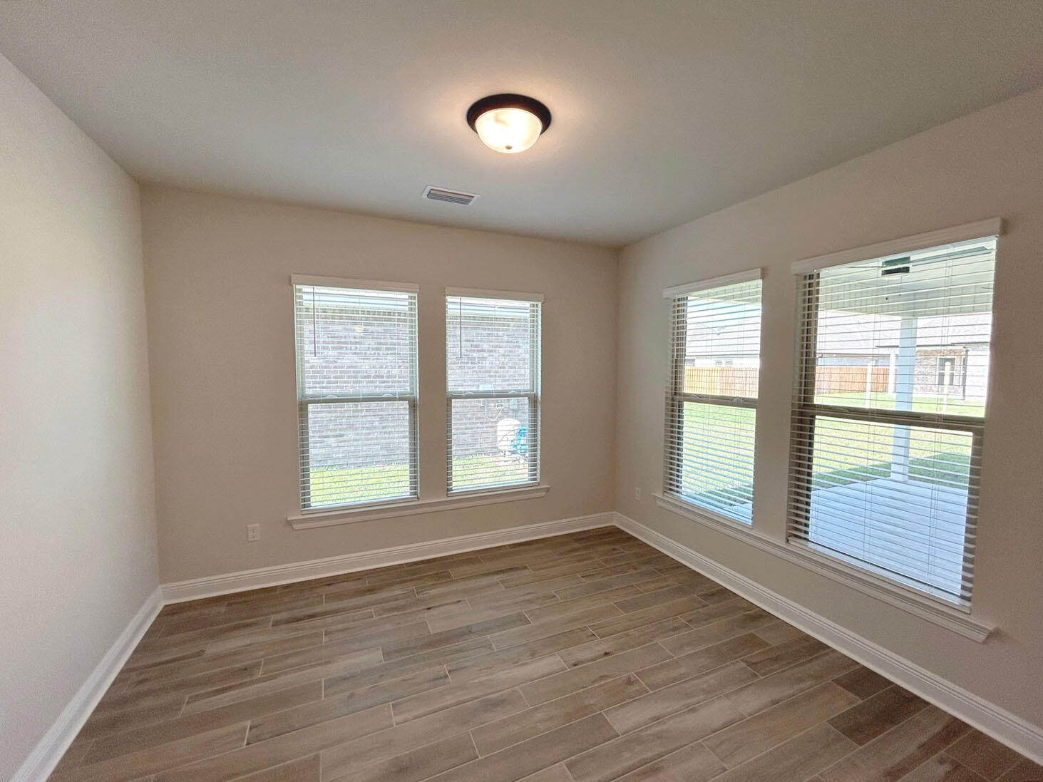 HAMMOCK BAY - STARBURST - Residential
