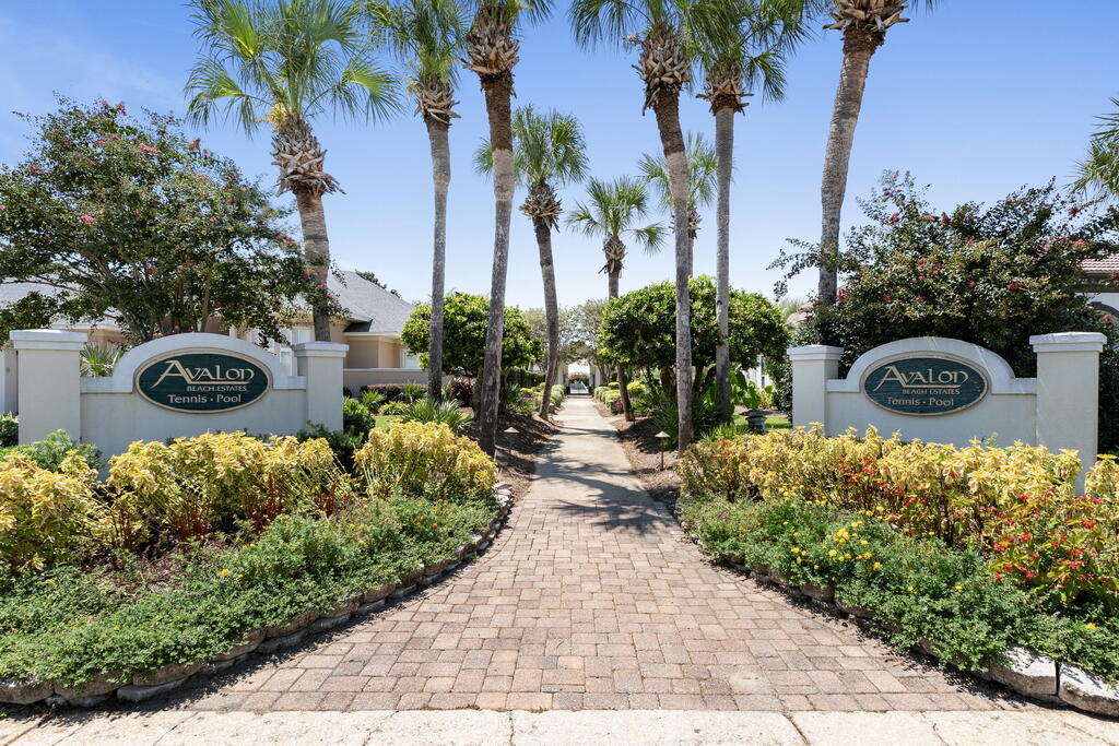 AVALON BEACH ESTATES - Residential