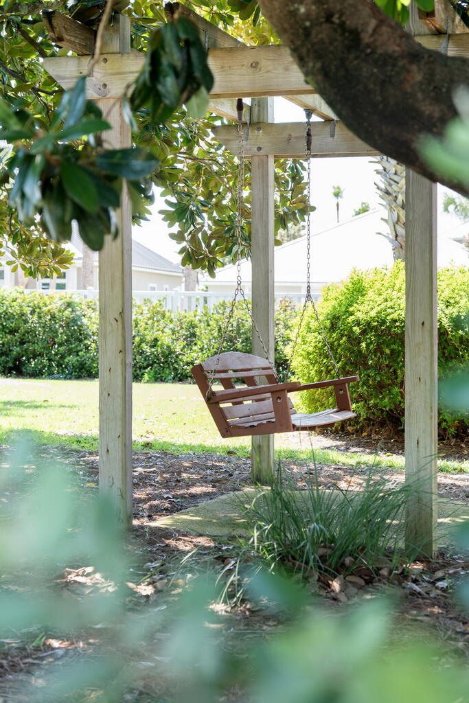 AVALON BEACH ESTATES - Residential