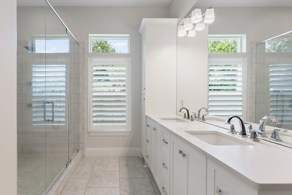AVALON BEACH ESTATES - Residential
