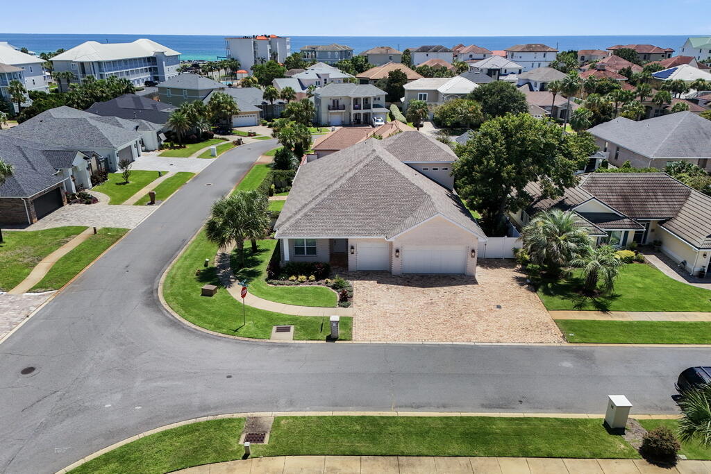 AVALON BEACH ESTATES - Residential