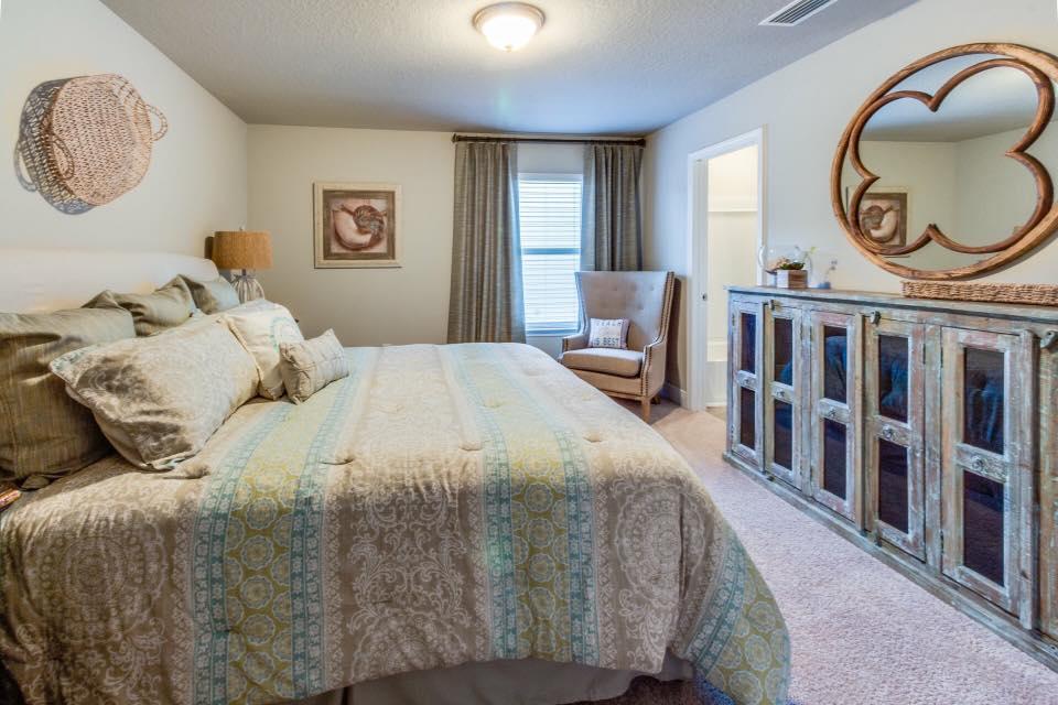 TRANQUILITY BY THE BAY - Residential