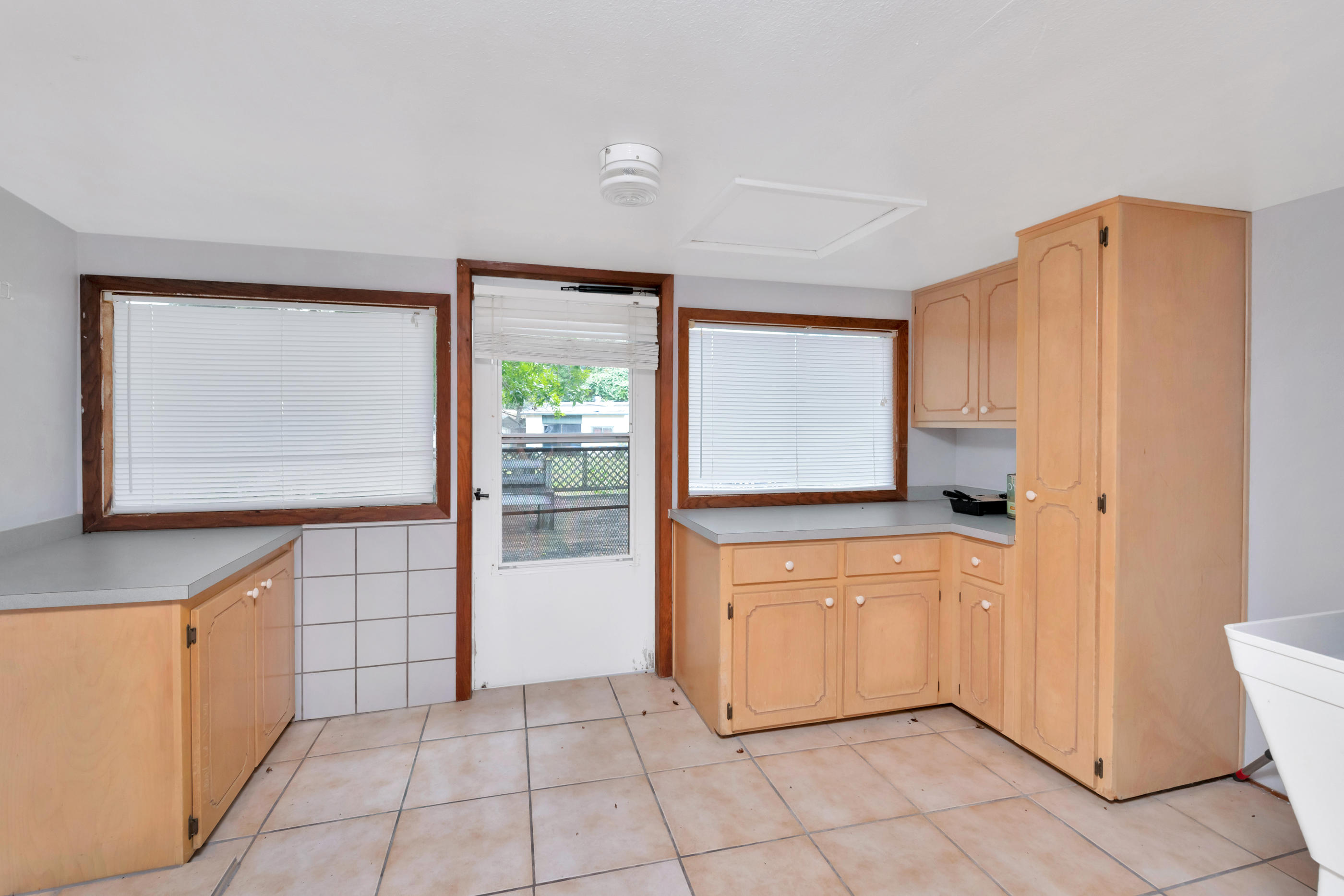 EMORY THOMAS - Residential