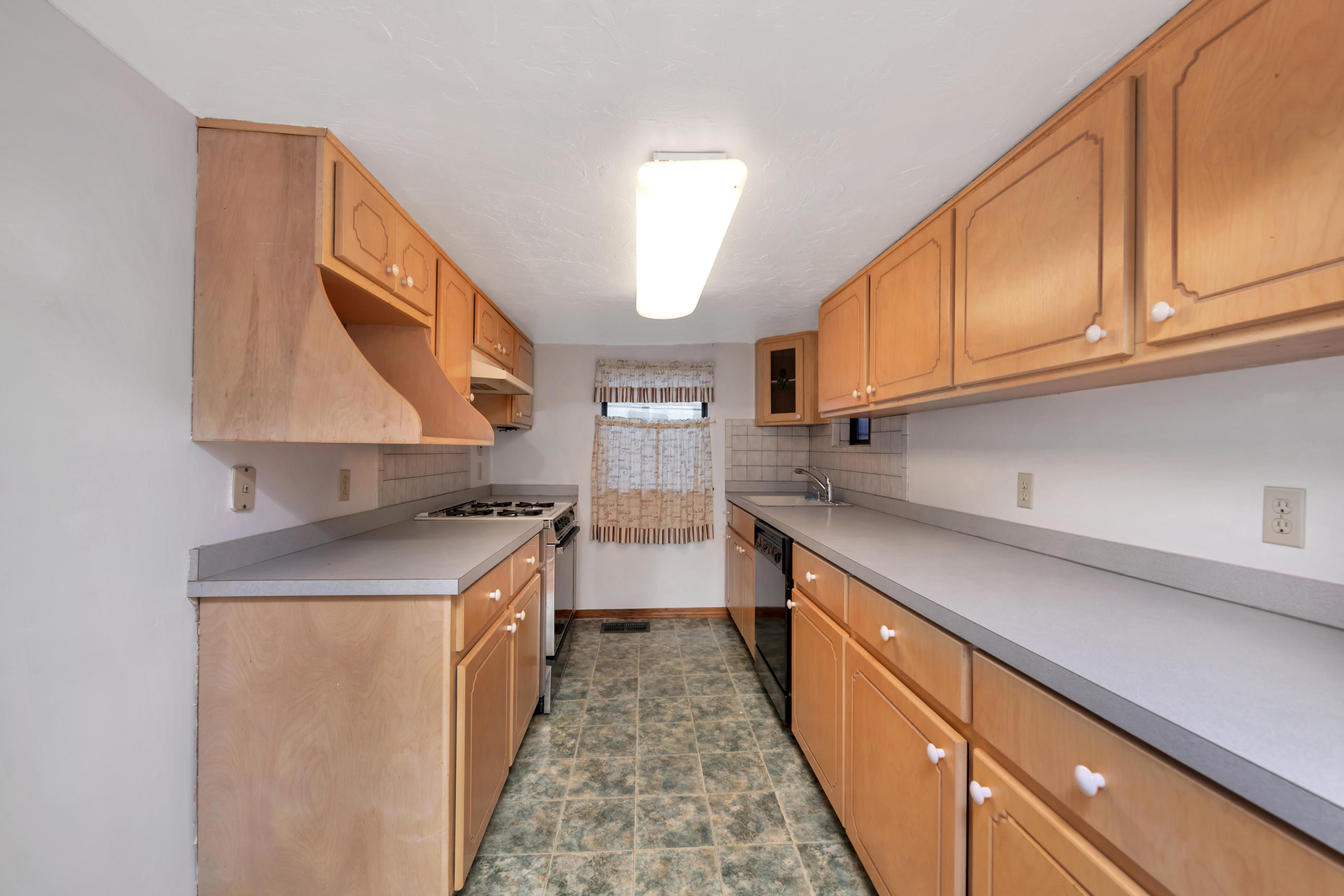 EMORY THOMAS - Residential